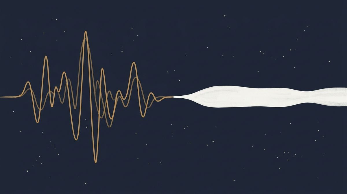 Abstrakt illustration av två typer av huvudvärk — migrän och spänningshuvudvärk visualiserade som kontrasterande vågrörelser mot mörk bakgrund
